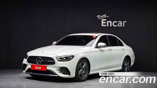 Mercedes-Benz E-Class W213 E250 AMG Line - фото 0