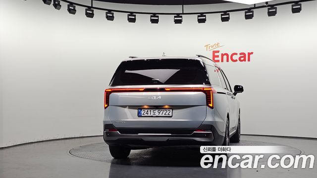 Kia Carnival Новый 4-го поколения 7-Seater Signature - фото 3