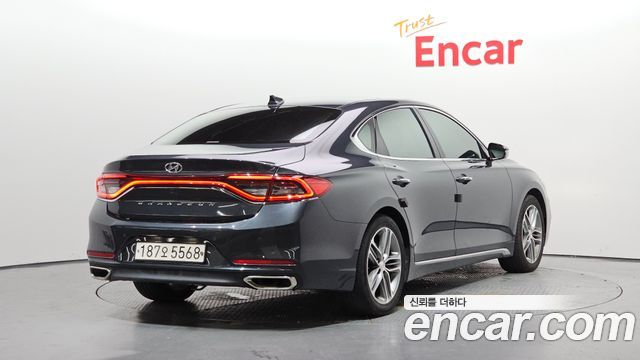Hyundai Grandeur IG 3.0 LPi Modern (Rental Car) - фото 1