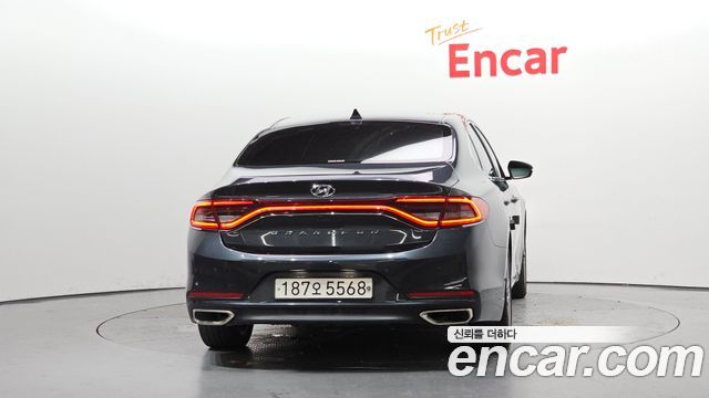 Hyundai Grandeur IG 3.0 LPi Modern (Rental Car) - фото 3