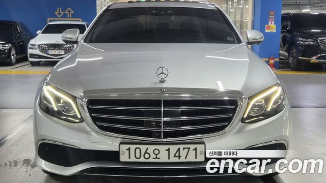 Mercedes-Benz E-Class W213 E300e 4MATIC Exclusive - фото 1