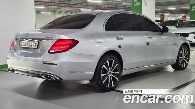 Mercedes-Benz E-Class W213 E300e 4MATIC Exclusive - фото 3