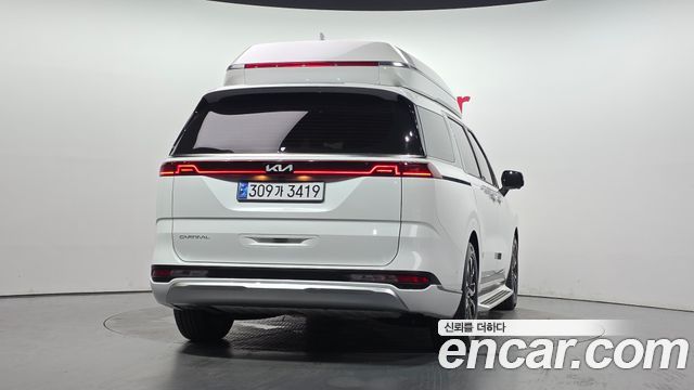 Kia Carnival 4-го поколения 9-Seater Hi-Limousine Signature - фото 3