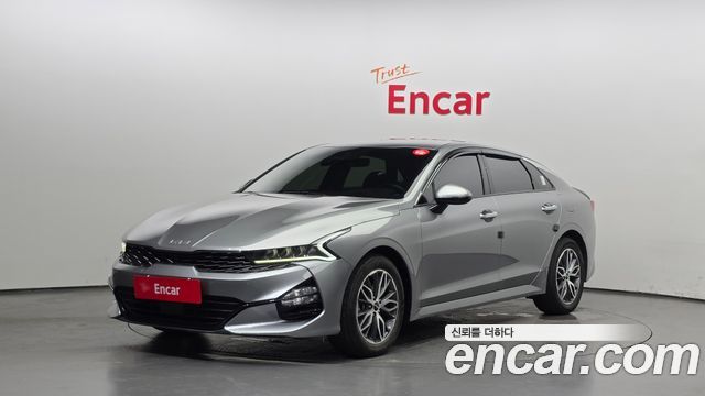 Kia K5 3-го поколения 2.0 Prestige - фото 0