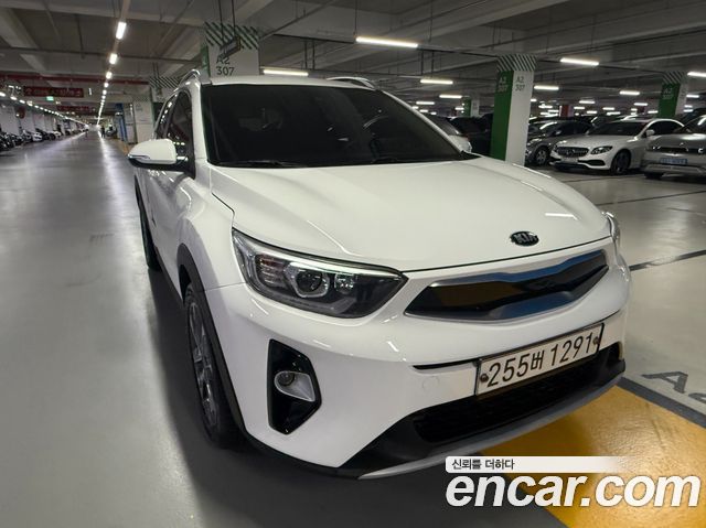 Kia Stonic 1.4 Trendy - фото 0