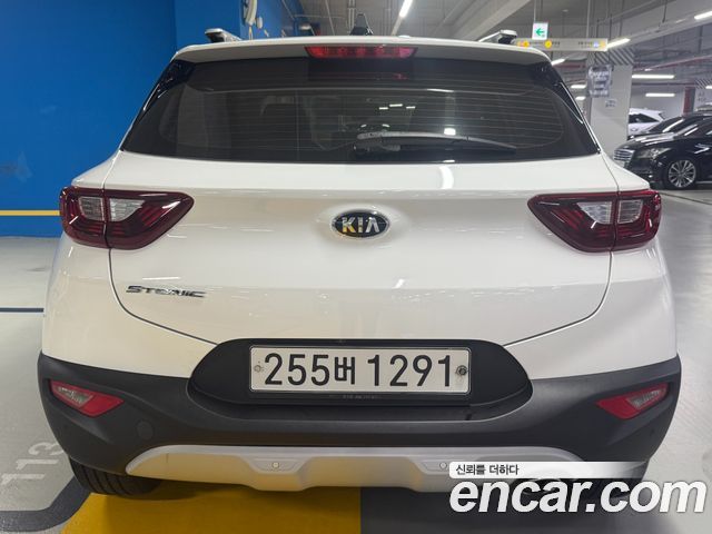 Kia Stonic 1.4 Trendy - фото 3