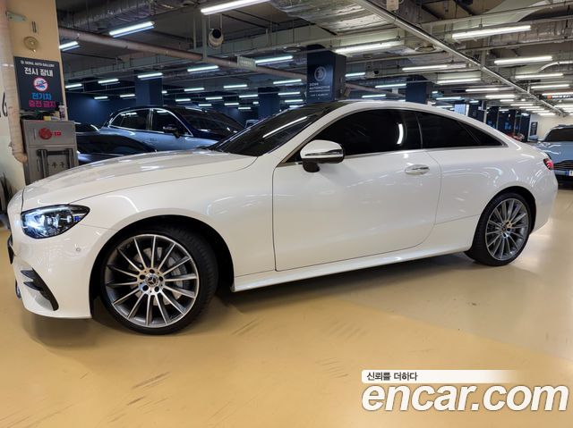 Mercedes-Benz E-Class W213 E450 4MATIC Coupe - фото 4