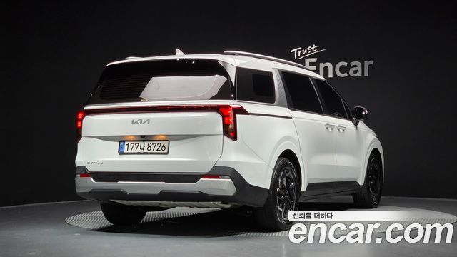 Kia Carnival Новый 4-го поколения Gasoline 9-Seater Prestige - фото 1