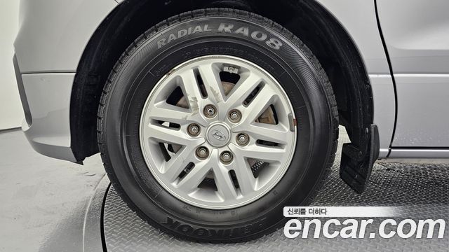 Hyundai Starex Новый Van 5-Seater Modern - фото 4