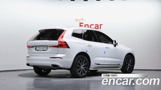 Volvo XC60 2-го поколения T8 Inscription - фото 1