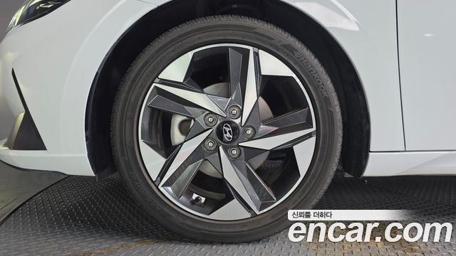 Hyundai Avante CN7 1.6 Inspiration - фото 4