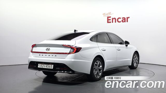 Hyundai Sonata DN8 2.0 Modern - фото 1