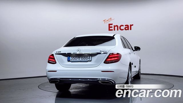 Mercedes-Benz E-Class W213 E300 4MATIC Exclusive - фото 3
