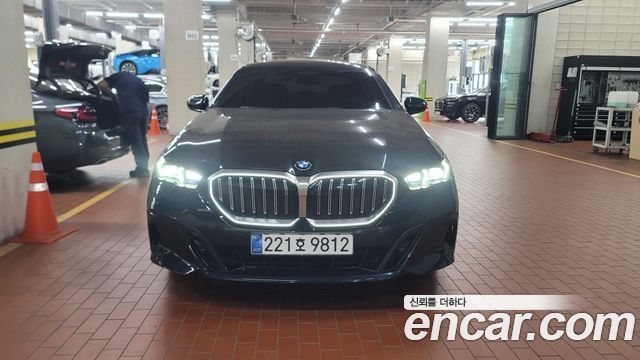 BMW 5-Series G60 520i M Sport - фото 2