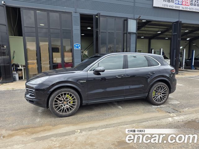 Porsche Cayenne PO536 3.0 E-Hybrid - фото 2