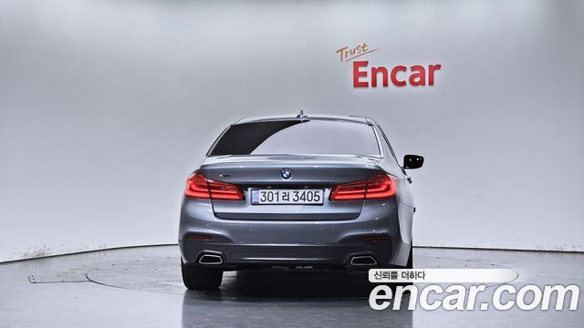 BMW 5-Series G30 520d xDrive M Sport Package Plus - фото 3
