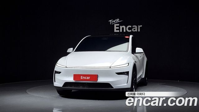 Tesla Model Y RWD - фото 2