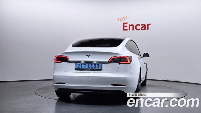 Tesla Model 3 Long Range AWD - фото 3