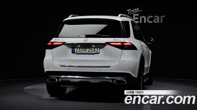 Mercedes-Benz GLE-Class W167 GLE300d 4MATIC - фото 3