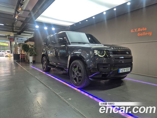 Land Rover Defender L663 110 D250 X-Dynamic SE - фото 1