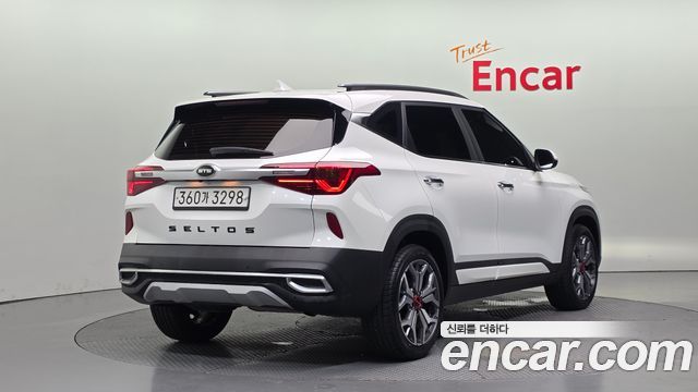 Kia Seltos Diesel 1.6 2WD Signature - фото 1