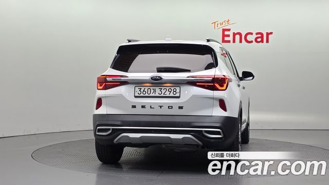 Kia Seltos Diesel 1.6 2WD Signature - фото 3