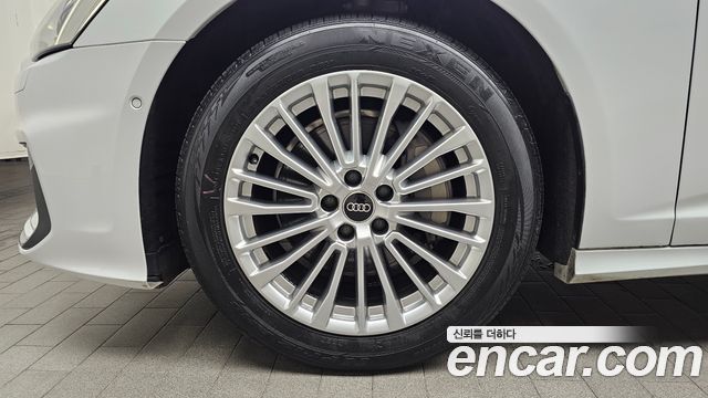 Audi A6 C8 45 TFSI Premium - фото 3