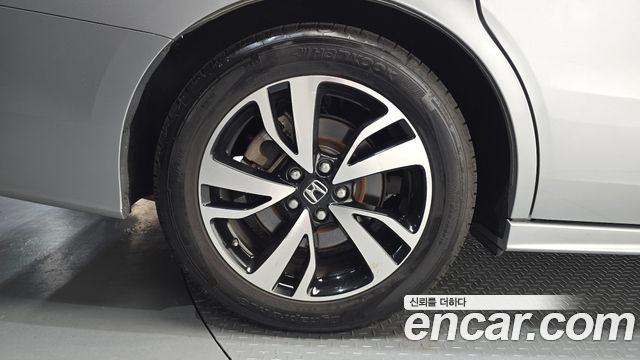 Honda Odyssey 3.5 5th - фото 4