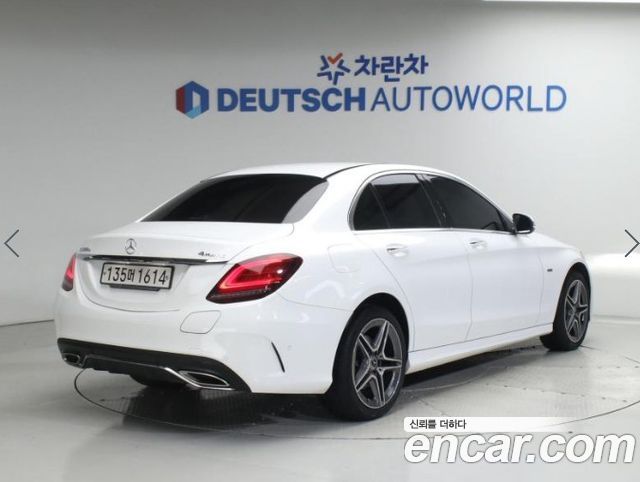 Mercedes-Benz C-Class W205 C300e 4MATIC AMG Line - фото 1