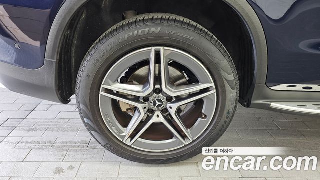 Mercedes-Benz GLC-Class X253 GLC300e 4MATIC Coupe Premium package - фото 4