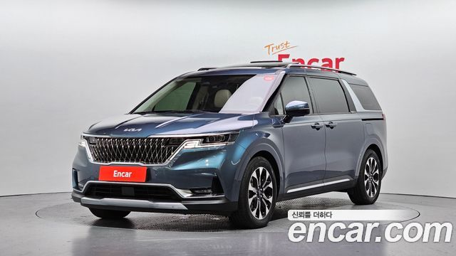 Kia Carnival 4-го поколения 9-Seater Signature - фото 0