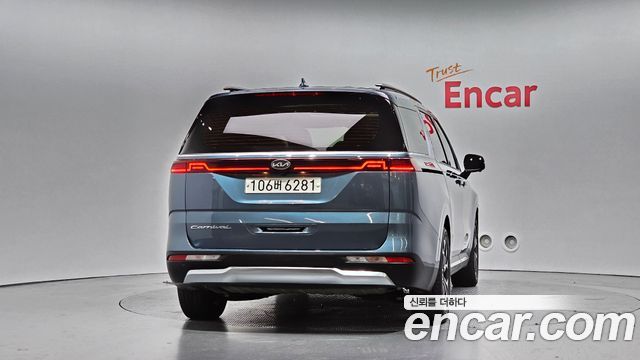 Kia Carnival 4-го поколения 9-Seater Signature - фото 3