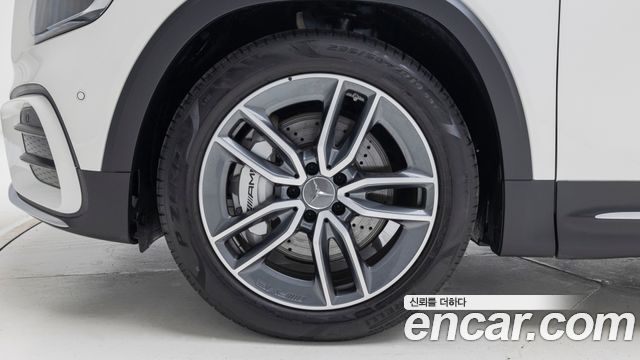 Mercedes-Benz GLB-Class X247 AMG GLB35 4MATIC - фото 4