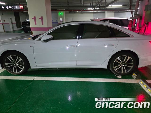 Audi A6 C8 40 TDI Quattro Premium - фото 1