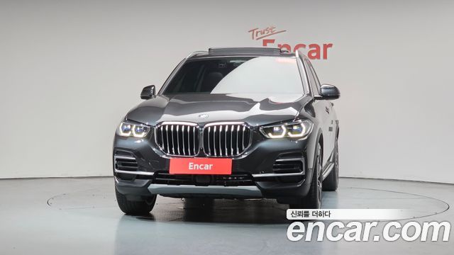 BMW X5 G05 xDrive 40i xLine - фото 1