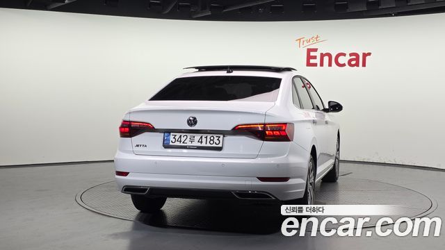 Volkswagen Jetta 7-го поколения 1.4 TSI Prestige - фото 3