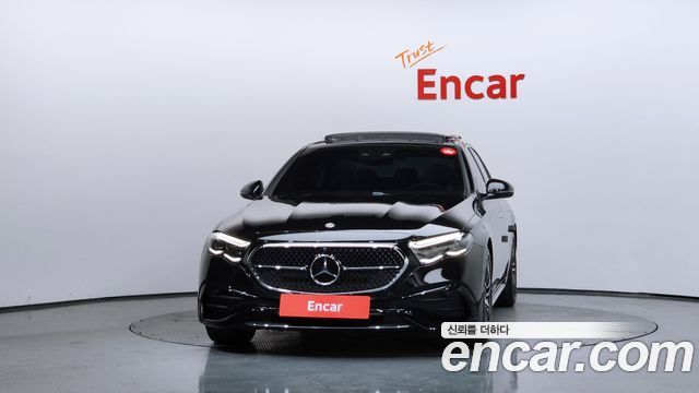 Mercedes-Benz E-Class W214 E300 4MATIC AMG Line - фото 2