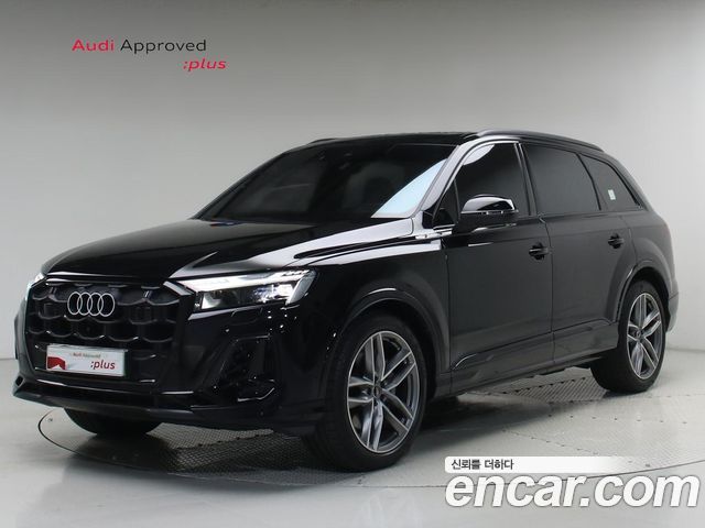 Audi Q7 55 TFSI Quattro Premium - фото 0