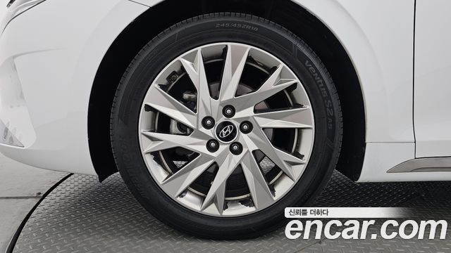 Hyundai Grandeur Новый IG, гибрид Calligraphy - фото 3