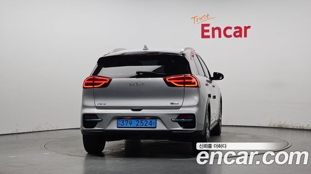 Kia Niro EV Noblesse - фото 3