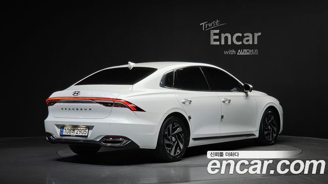 Hyundai Grandeur Новый IG, гибрид Le Blanc - фото 1