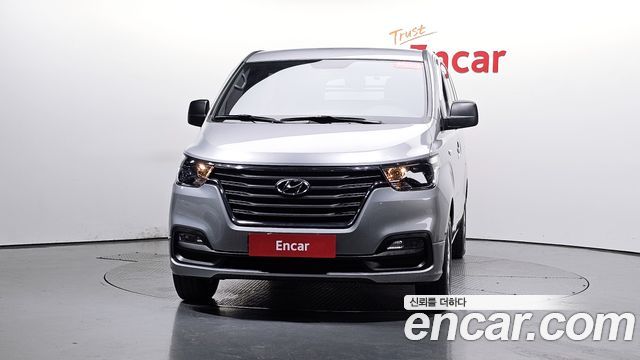 Hyundai Starex Новый Van 5-Seater Modern - фото 1