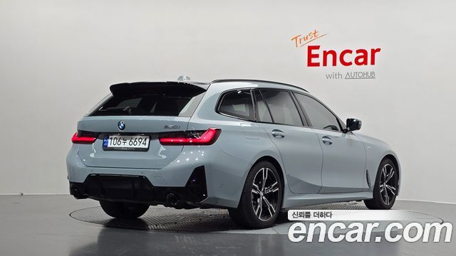 BMW 3-Series G20 320i Touring M Sports - фото 1