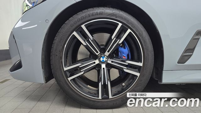 BMW 3-Series G20 320i Touring M Sports - фото 4
