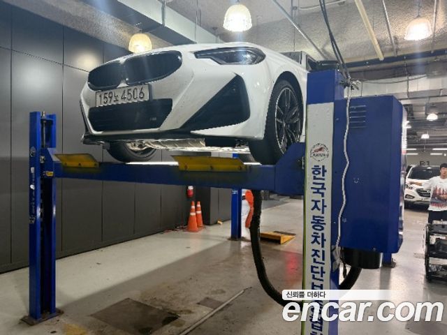BMW 2-Series G42 M240i xDrive Coupe - фото 0