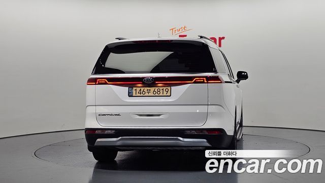 Kia Carnival 4-го поколения 9-Seater Signature - фото 3
