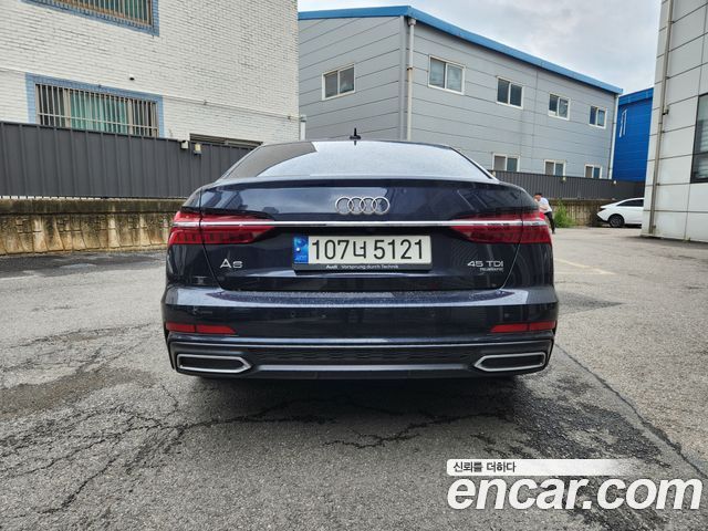 Audi A6 C8 45 TDI Quattro Premium - фото 3