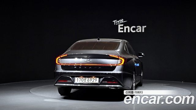 Hyundai Sonata DN8 2.0 Premium Family - фото 3