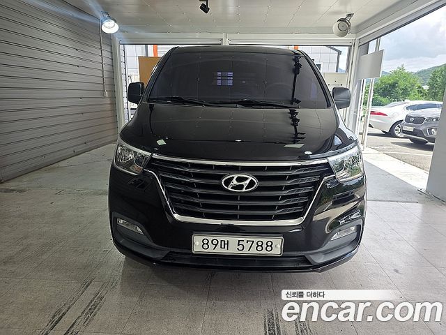 Hyundai Starex Новый Van 5-Seater Smart - фото 2