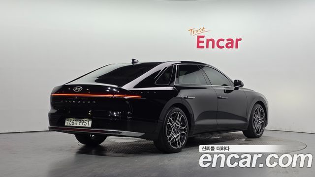 Hyundai Grandeur GN7, гибрид Exclusive - фото 1